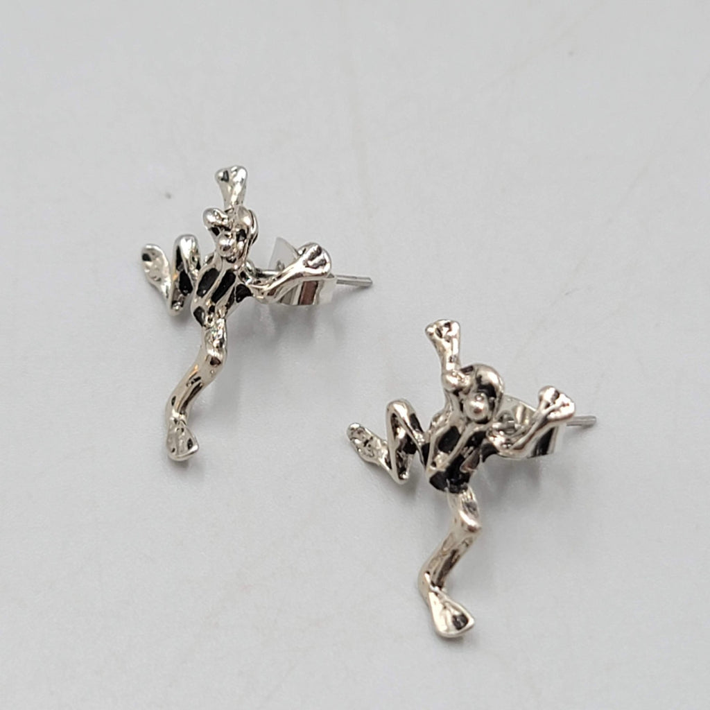 Frog Stud Pierced Earrings Silver tone Oxsidized 5/8 in