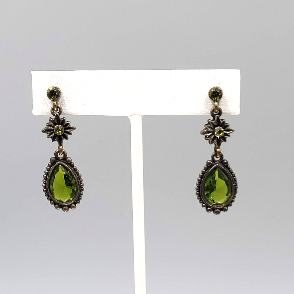 Green Rhinestone Teardrop Dangle Pierced Earrings Bronze tone 1.5 in