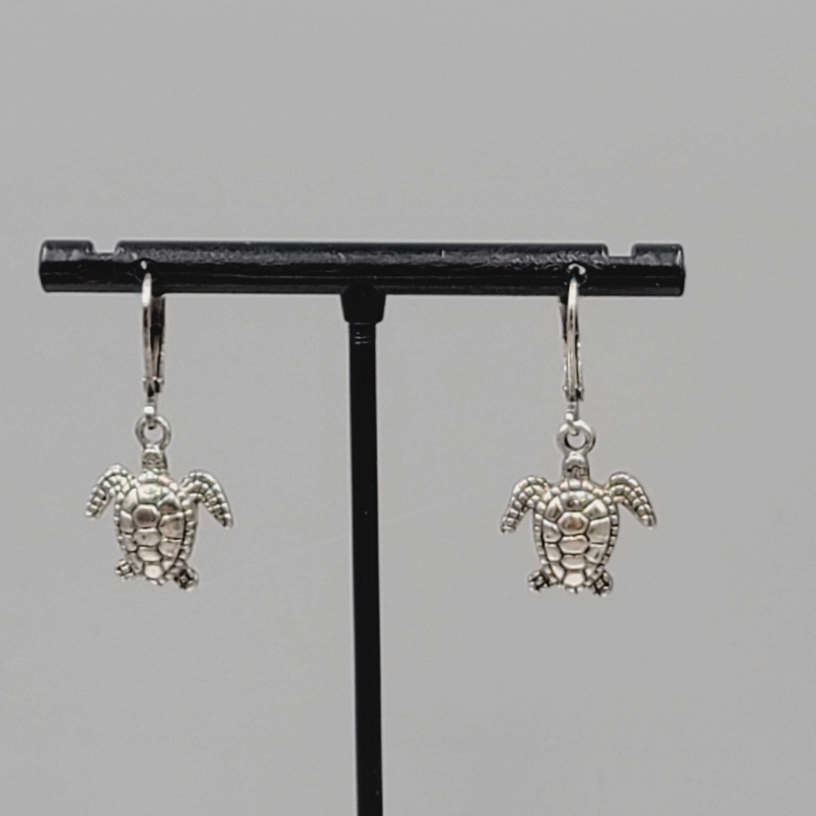 Sea Turtle Pierced Earrings Silver tone Dainty Dangle 5/8"