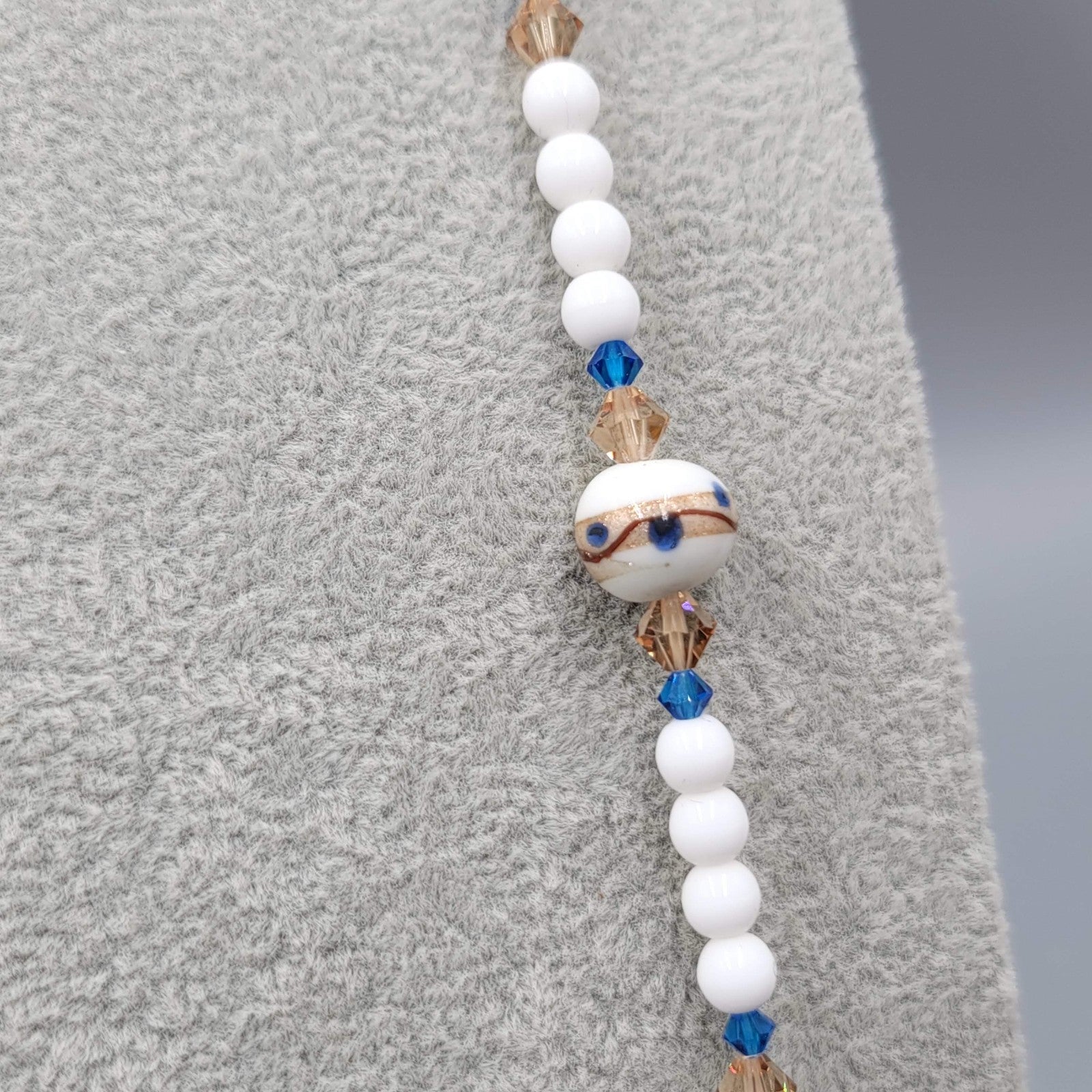 Vintage White Glass Art Bead Necklace Estate Costume Jewelry