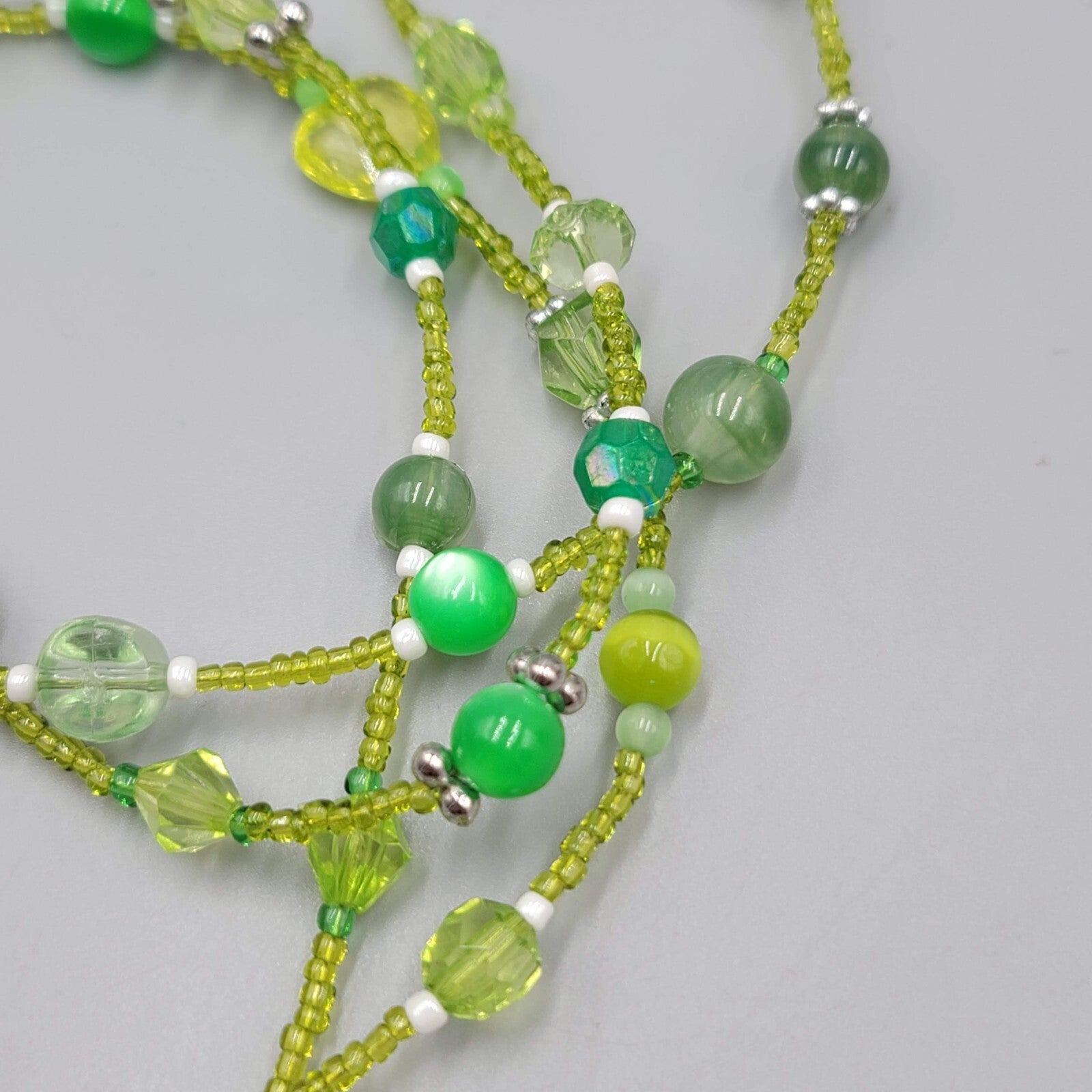 Green Bead Lanyard Necklace Silver tone Keychain Necklace 32" Magnet Closure