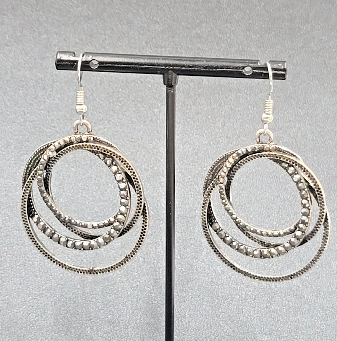 Pierced Earrings Black Metal Circle Hoops Dangle 1.75"