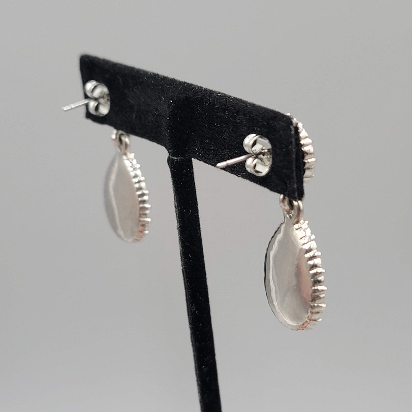 Blue Faceted Crystal Teardrop Pierced Earrings Silver tone Dangle 1.5 in