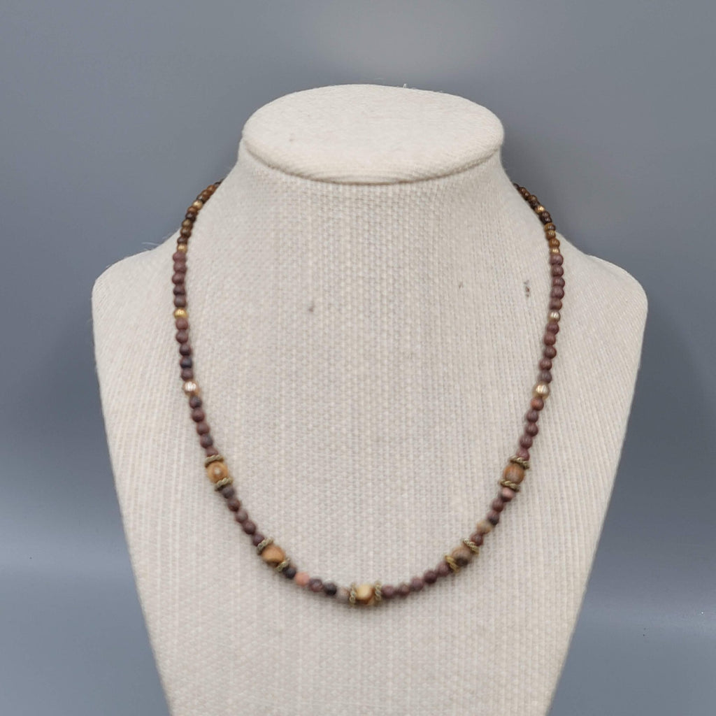 Vintage Agate Stone Small Bead Necklace Gold tone Spacers 16"