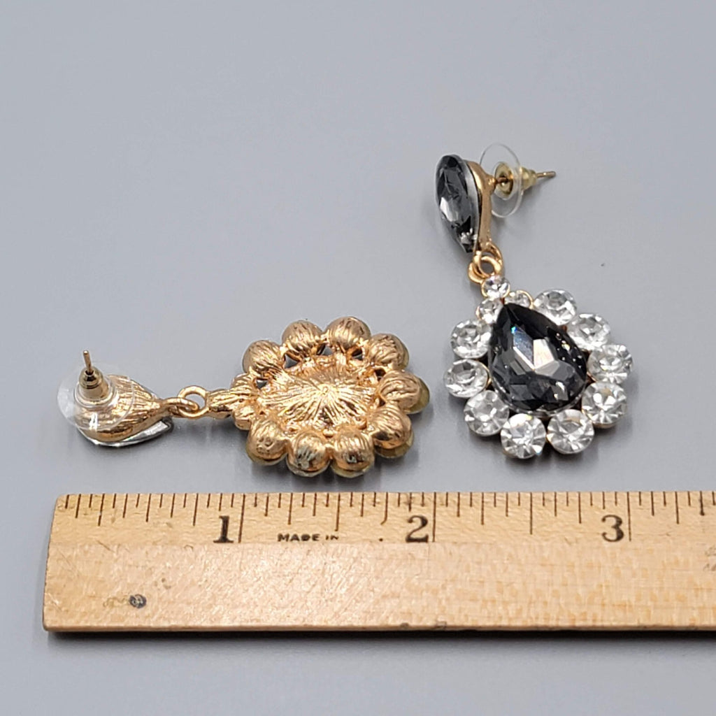 Gray Teardrop Glass Pierced Earrings Gold tone Dangle 2"