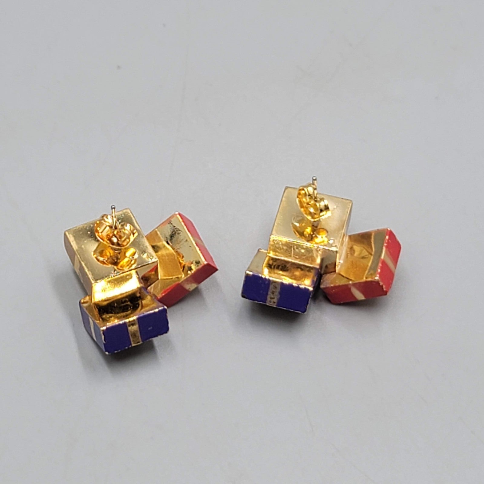 Christmas Presents Pierced Earrings Red Blue Gold tone 7/8"