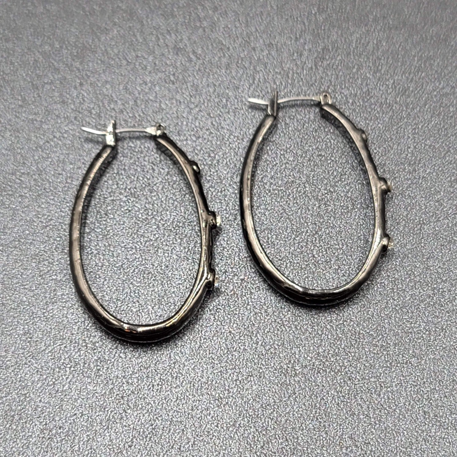 Pierced Earrings Black Metal Crystal Rhinestone Studded Oval Hoops 1 5/8"