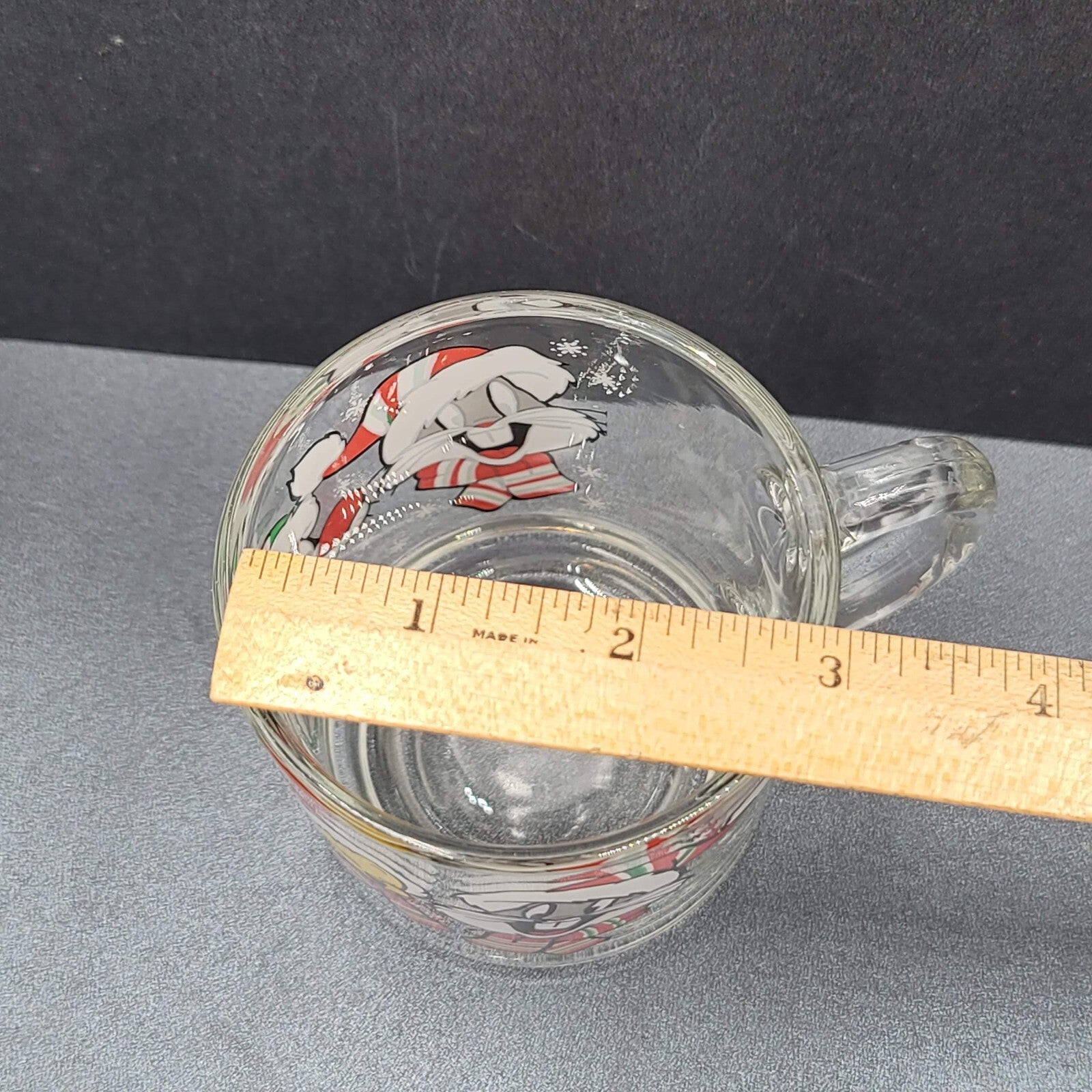 Looney Tunes Christmas Mug Glass Bugs Bunny Sylvester Tweety Warner Bros 1994