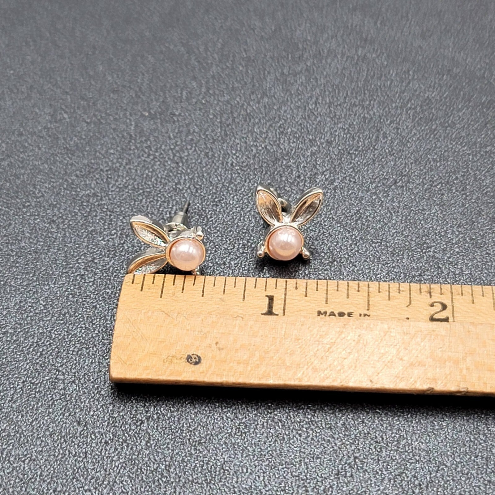 Bunny Rabbit Pierced Earrings Silver tone Faux Pink Pearl Studs 1/2"