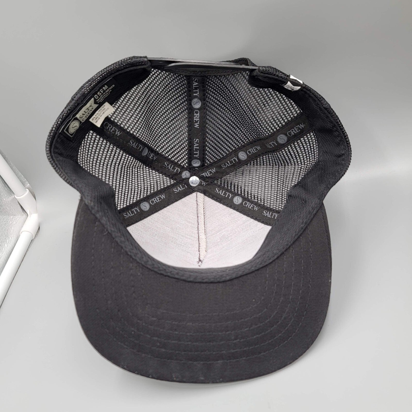 Salty Crew Dos Palms Find Refuge in the Sea Black Snapback Trucker Hat