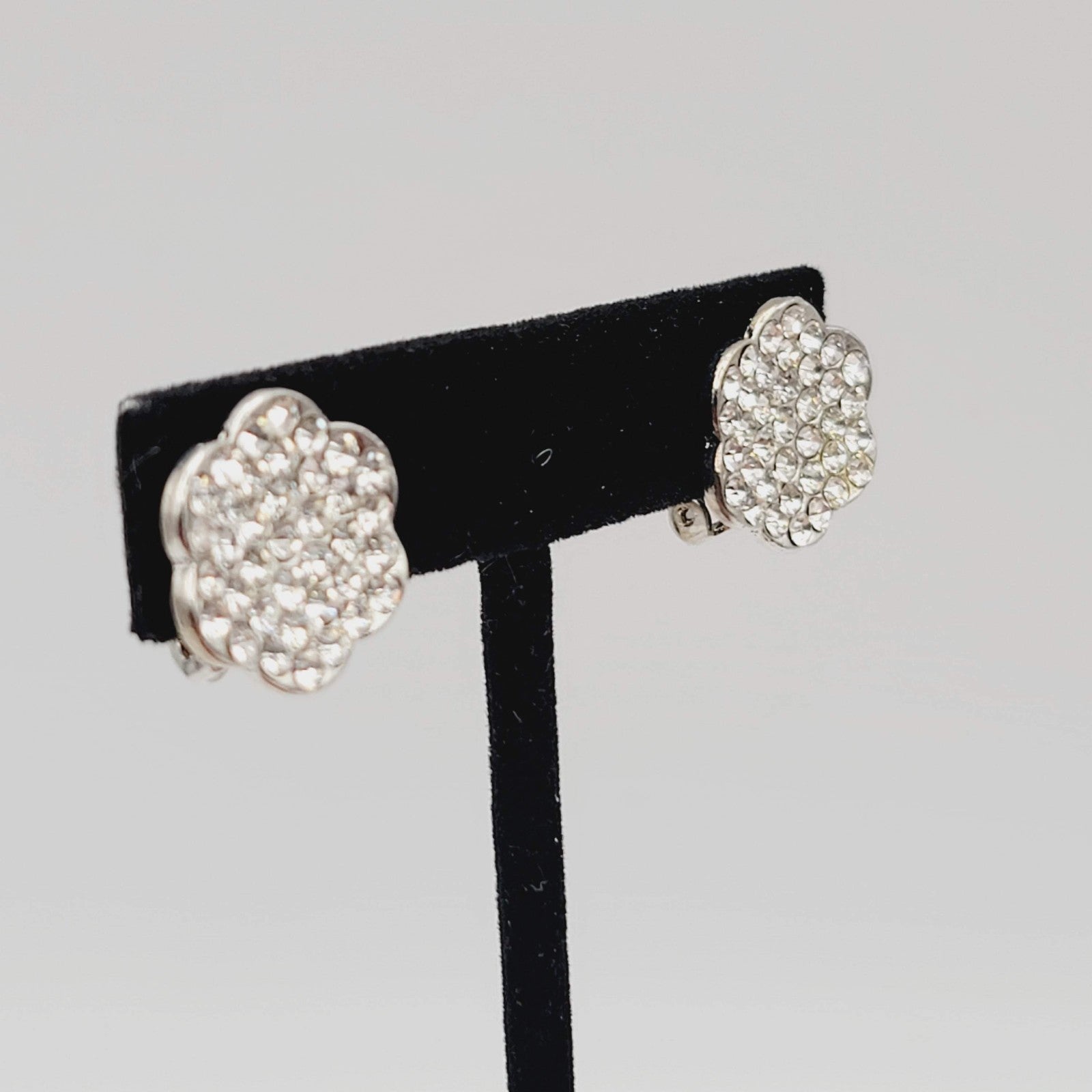 Vintage Rhinestone Flower Shape Clip on Earrings Silver tone 5/8 in