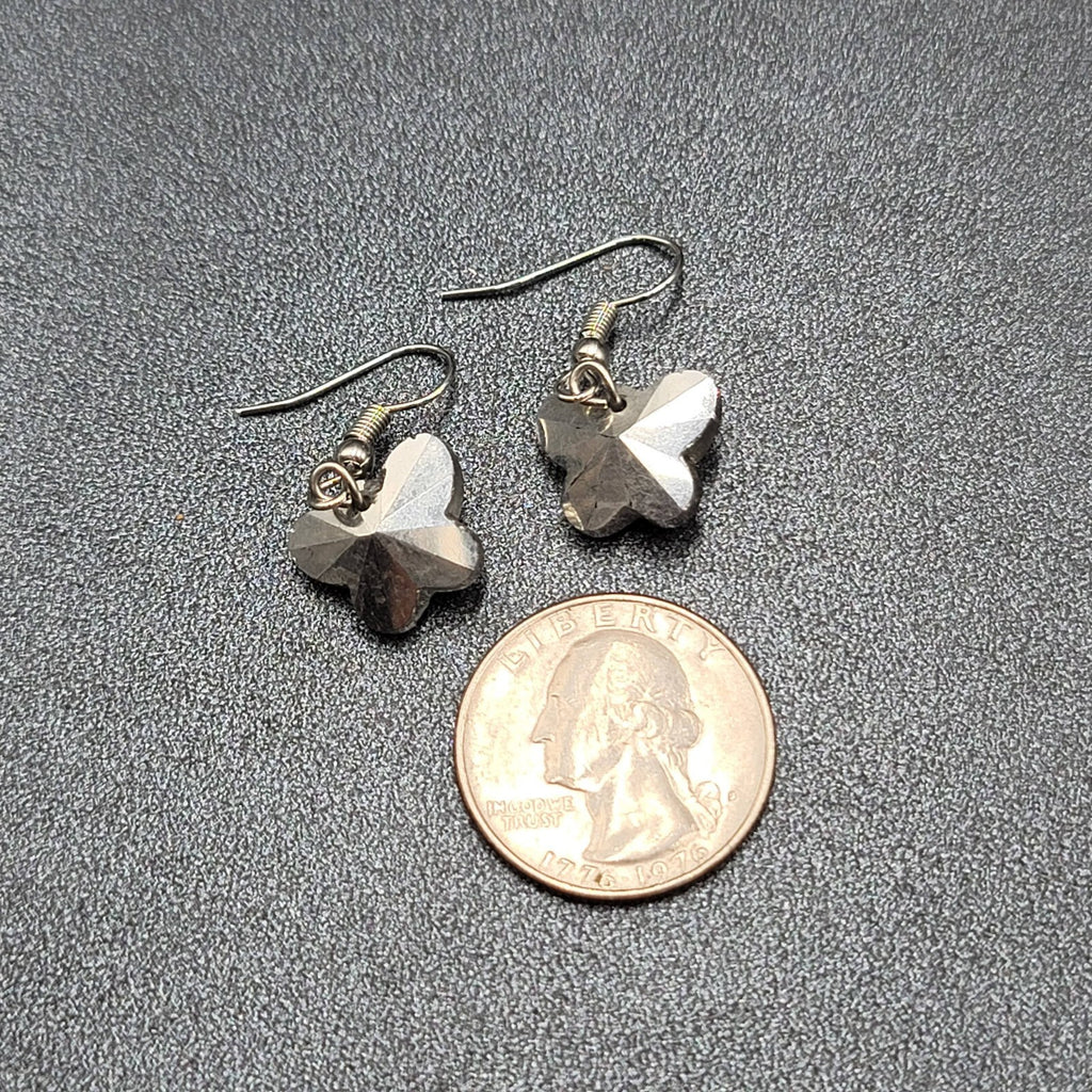 Pierced Earrings Silver tone Rainbow Heliotrope Butterfly Dangle Bead 1/2"