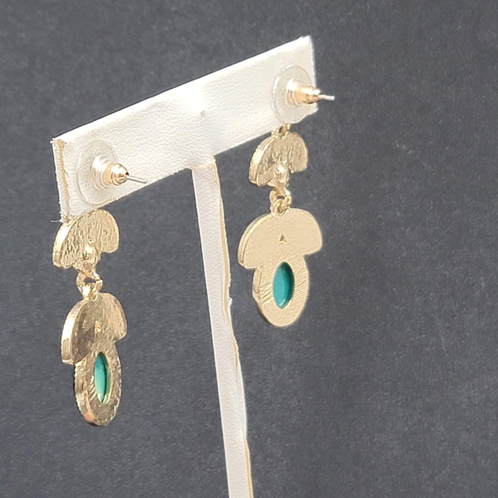 Pierced Earrings Gold tone Teal Green Faceted Acrylic Statement Drop 1 7/8"