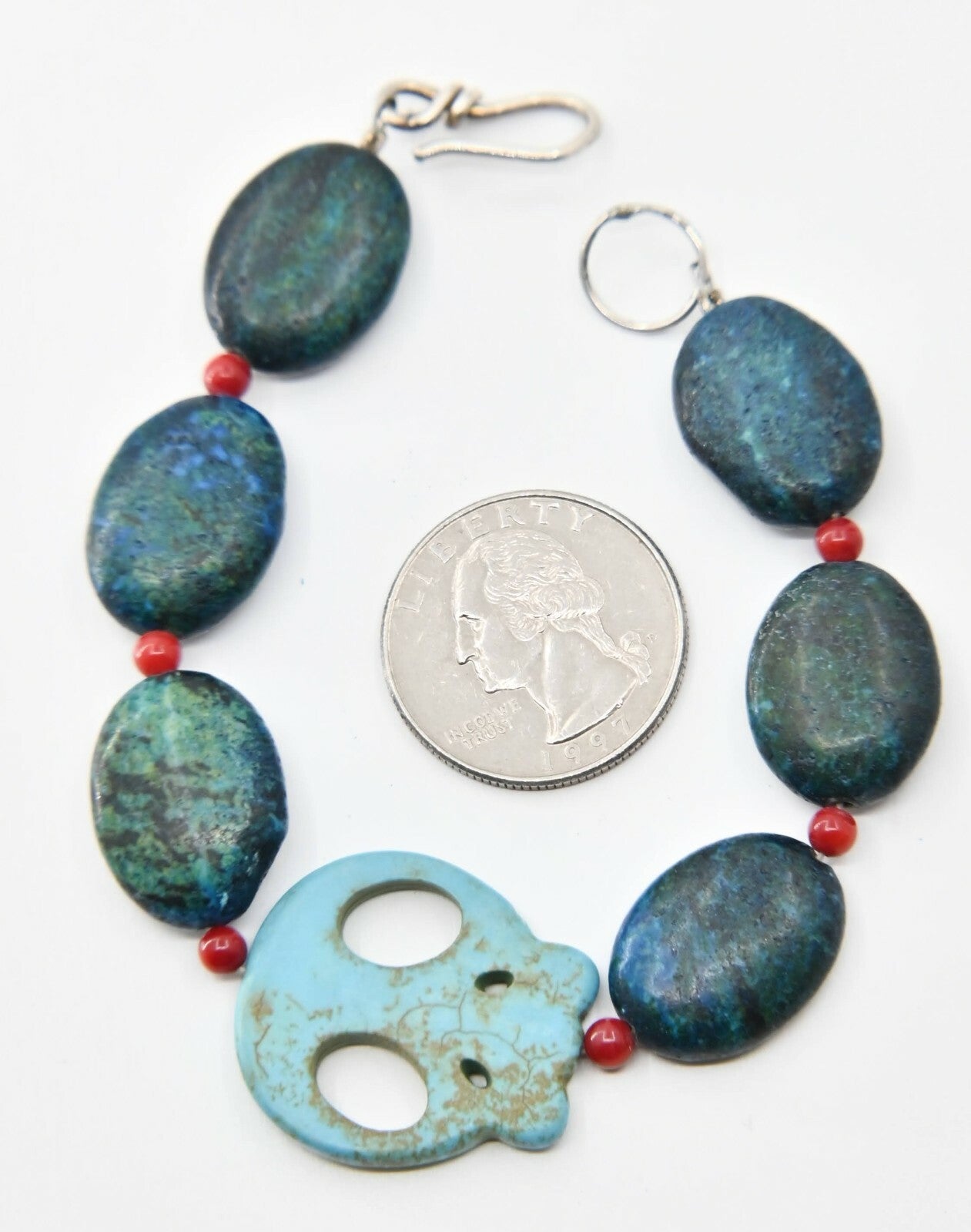 Chunky Blue Stone Bead Skull Bracelet Estate Jewelry 7 3/4"