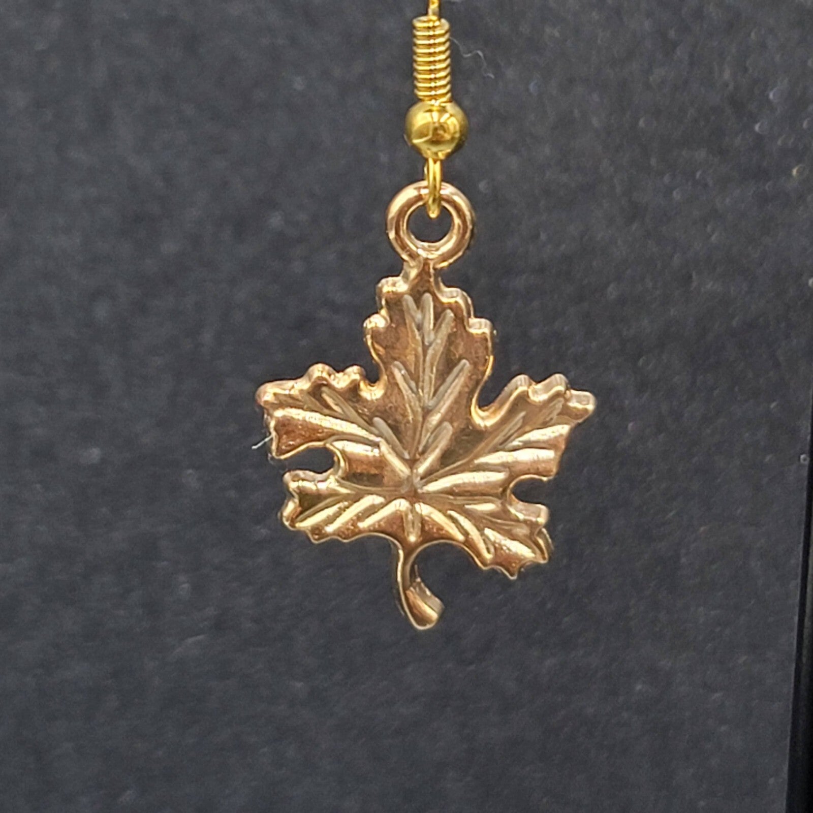 Leaf Pierced Earrings Gold tone Dangle 7/8"