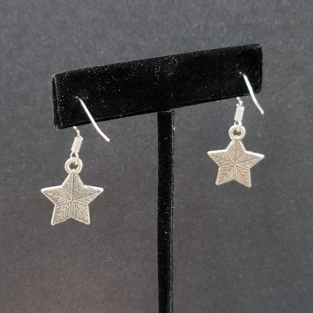 Pierced Earrings Silver tone American Flag Star Dangle 3/4"