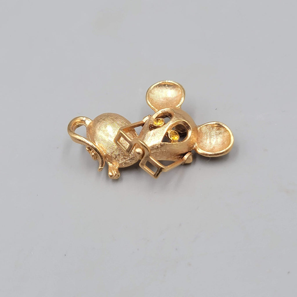 Vintage Avon Mouse with Glasses Brooch Gold tone Yellow Eyes 1.25 in