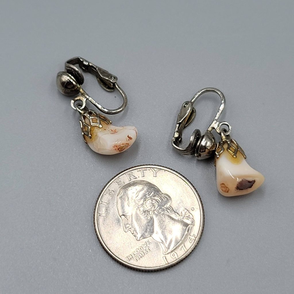 Vintage White Stone Nugget Dangle Clip on Earrings Silver tone 3/4"