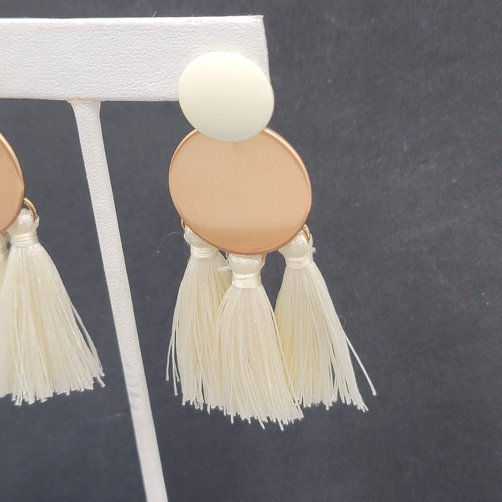 Pierced Earrings Brushed Gold tone White Tassel String Dangle 2.5"