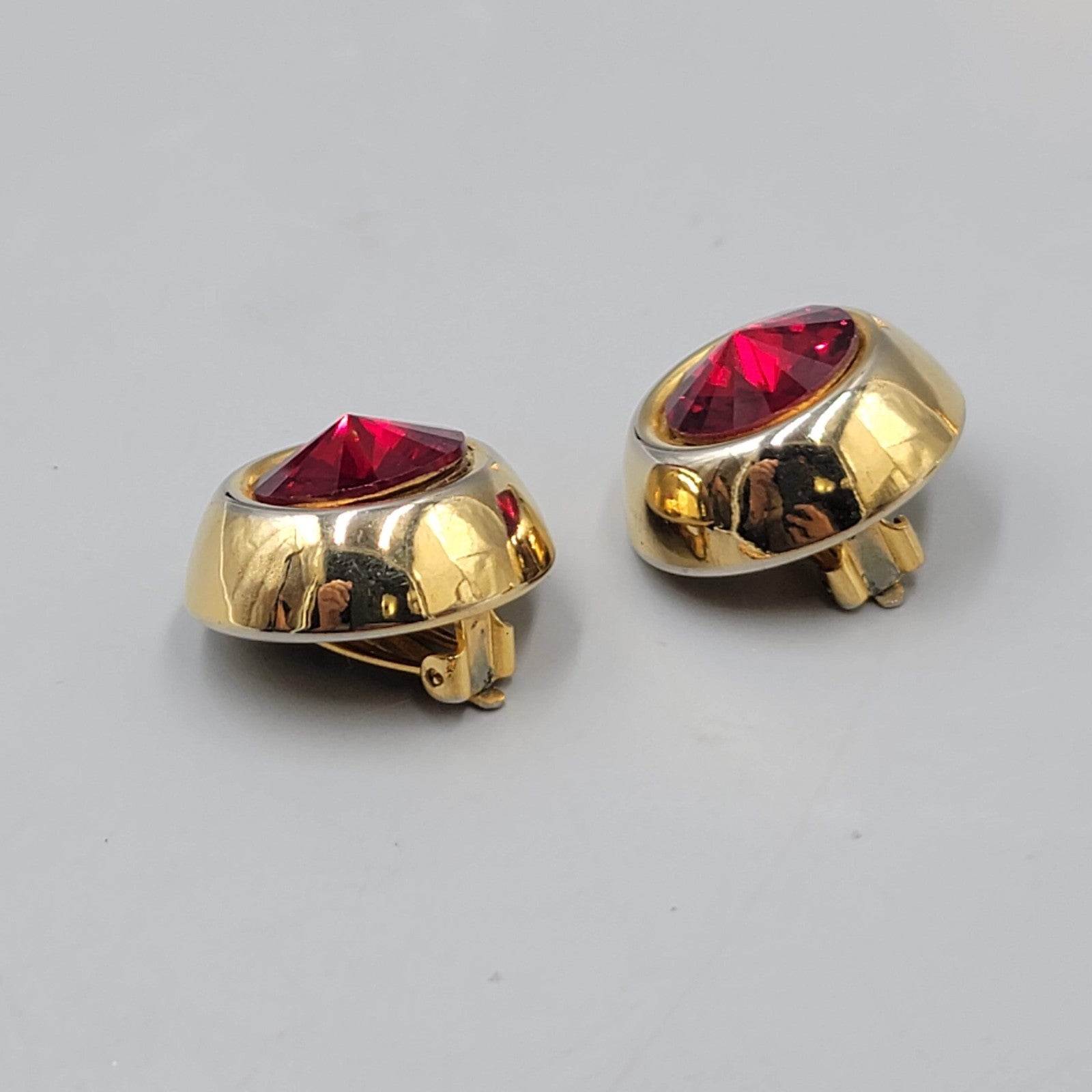 Vintage Red Rivoli Clip on Earrings Gold tone Round Statement 1 in