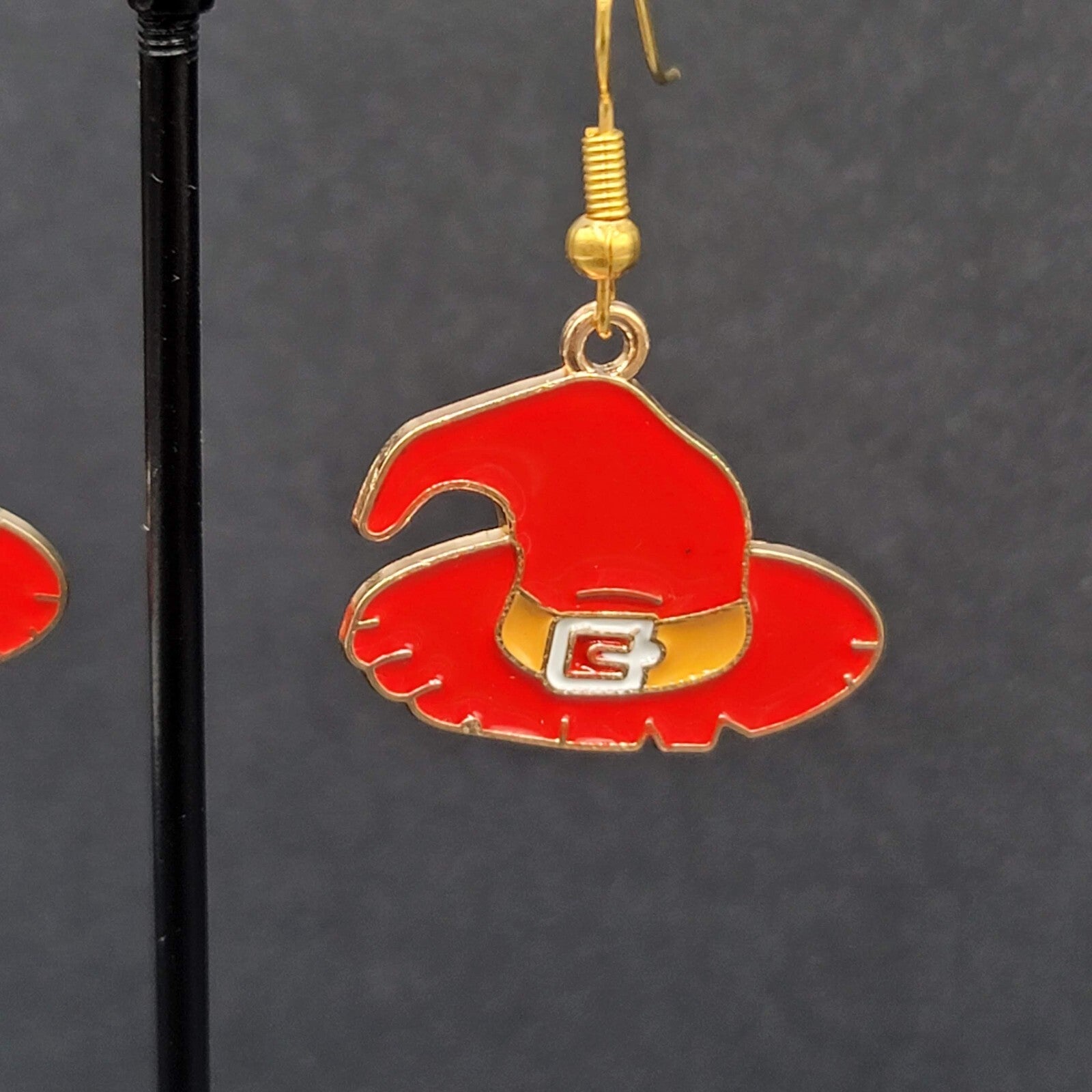 Halloween Pierced Earrings Red Witches Hat Enamel Gold tone Enamel Dangle 7/8