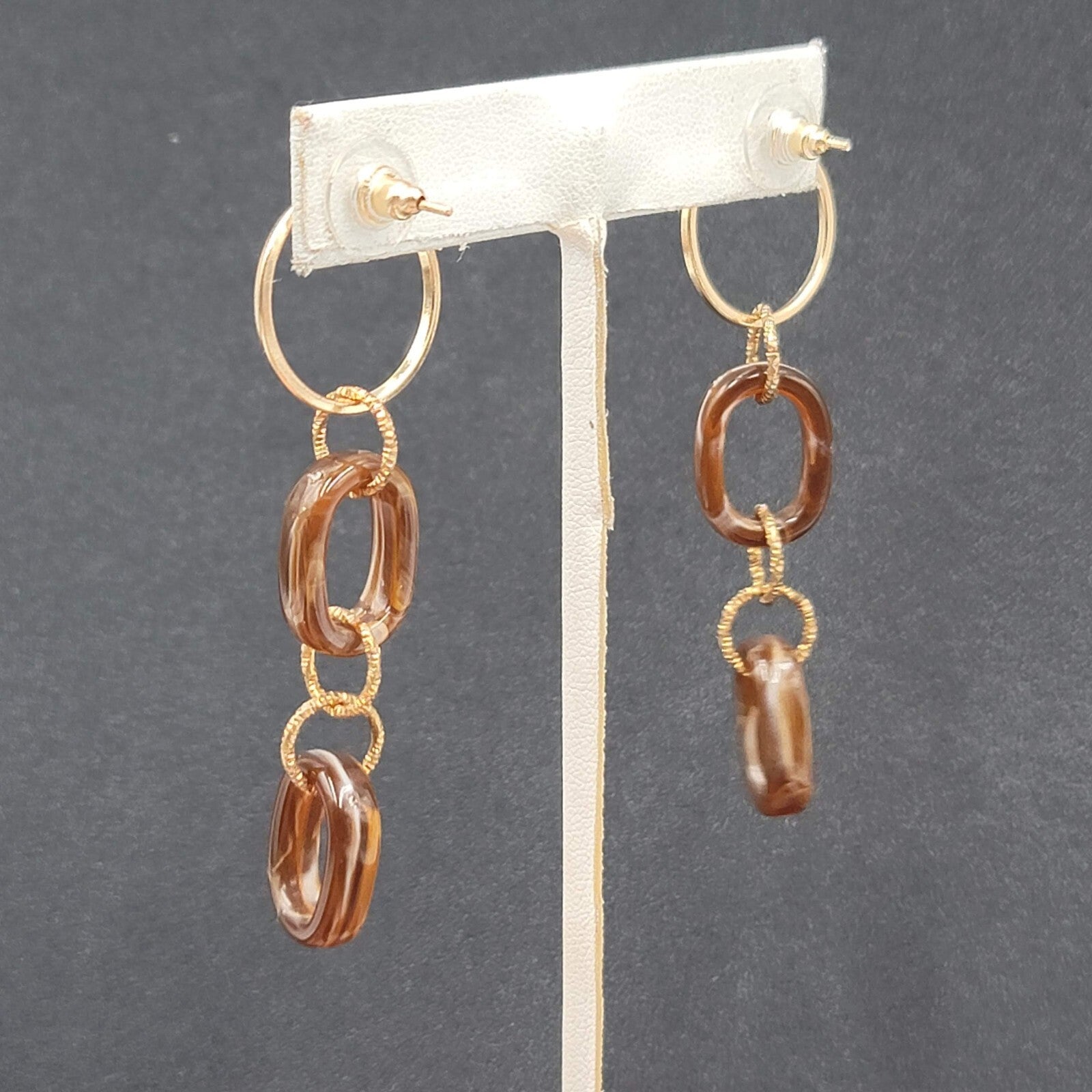 Pierced Earrings Gold tone Brown Swirl Acrylic Hoops Lightweight 2.75"
