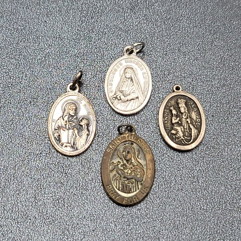 St Frances Mother Cabrini Saint Anne St Therese Medals ​Lot of 4 Italy Catholic