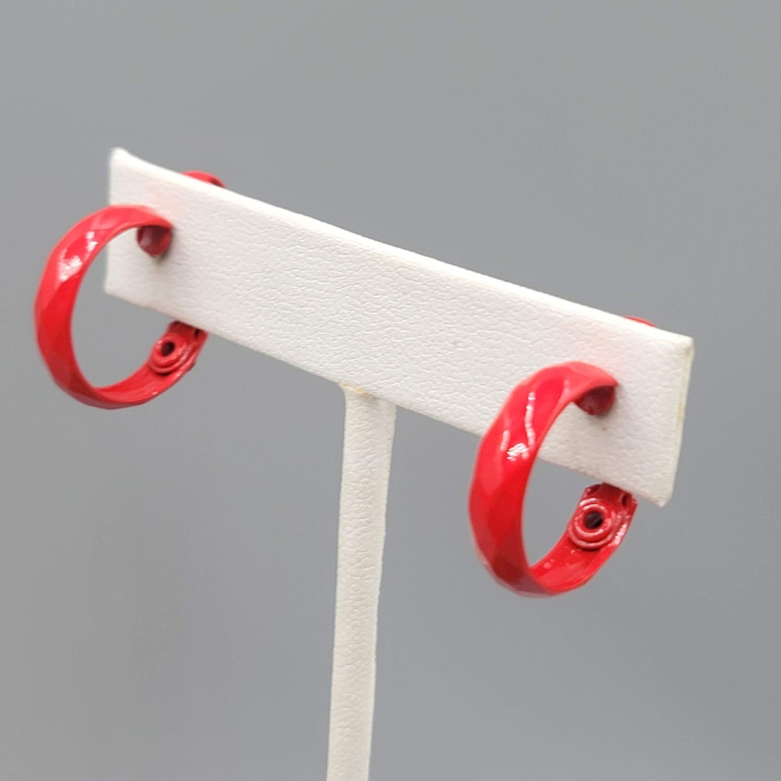 Vintage Red Enamel Hoops Clip on Earrings 3/4 in