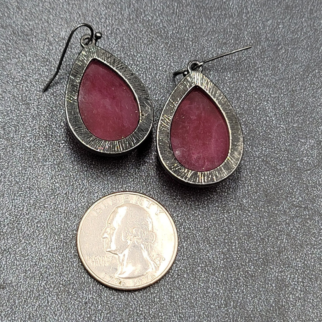 Pierced Earrings Black Metal Domed Red Resin Teardrop Dangle 1.25"