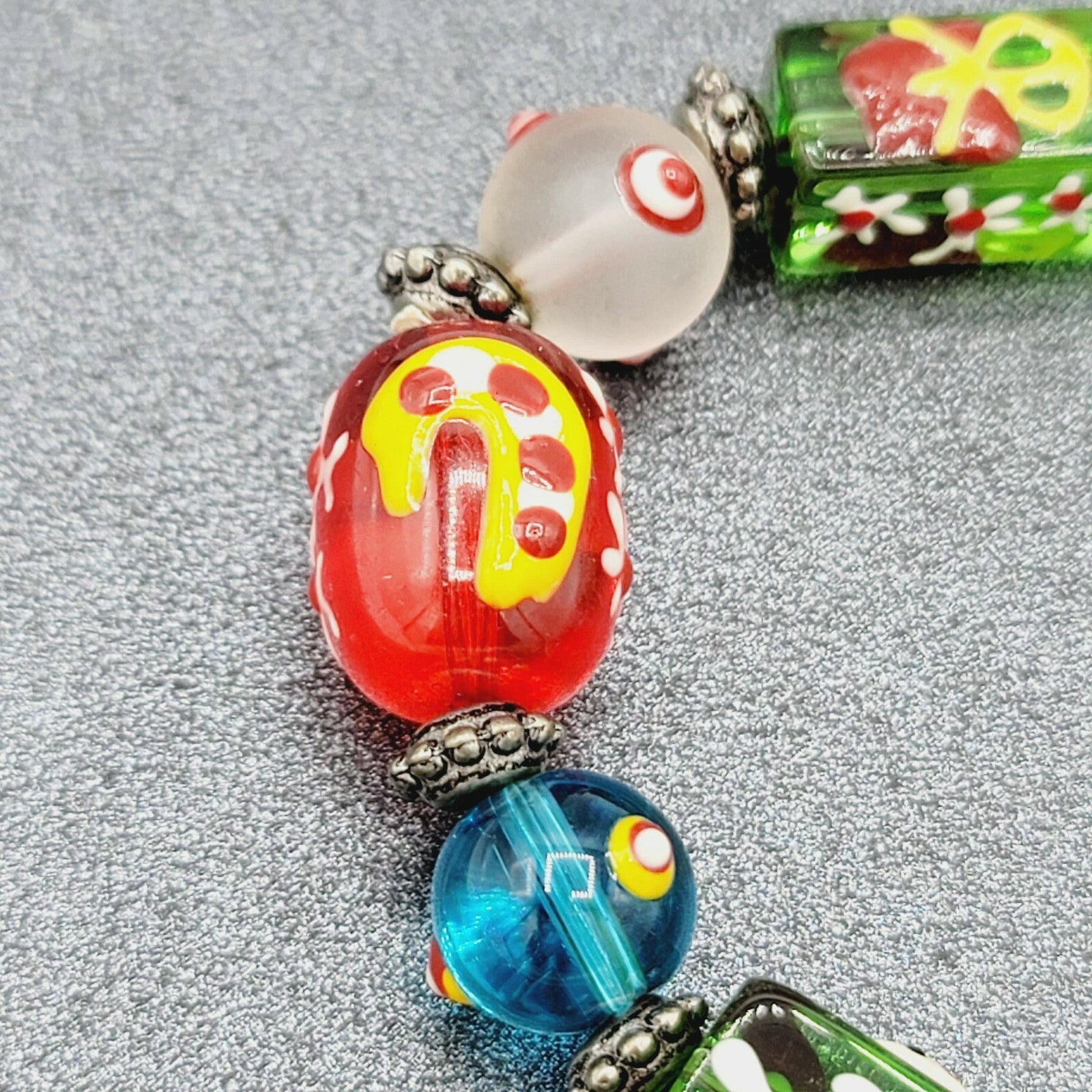 Christmas Art Glass Bead Stretch Bracelet Hand Painted Snowman Snowflake