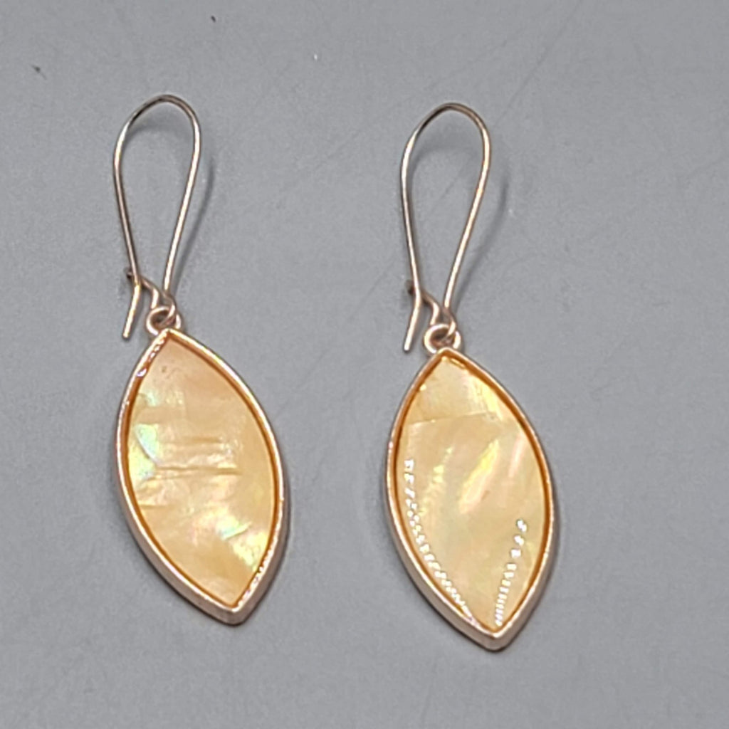 Multicolor Iridescent Pierced Earrings Gold tone Dangle 1.5"