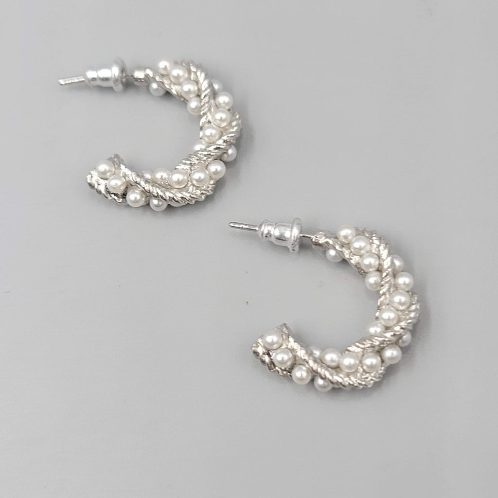 Twist Hoop Pierced Earrings White Bead Silver tone 7/8 in