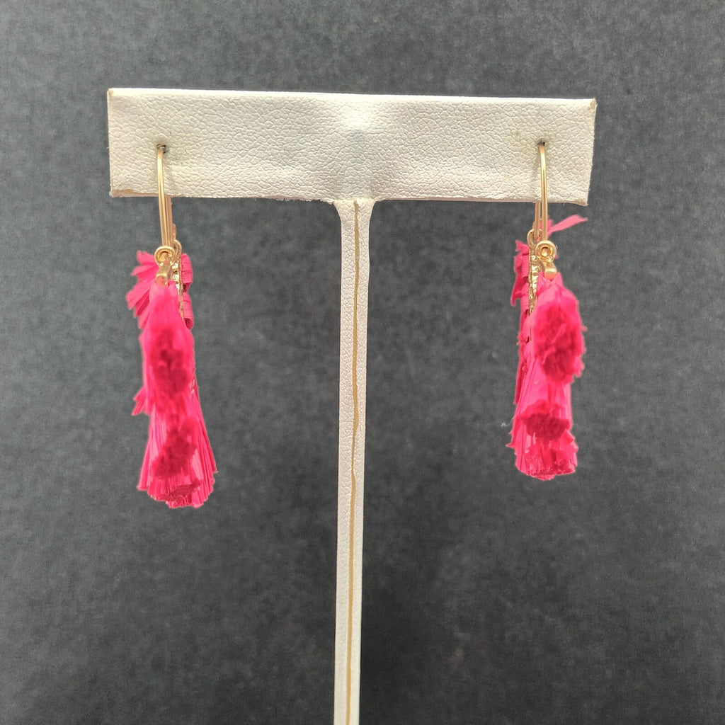 Boho Pierced Earrings Gold tone Red Rattan Tassel 1.25"