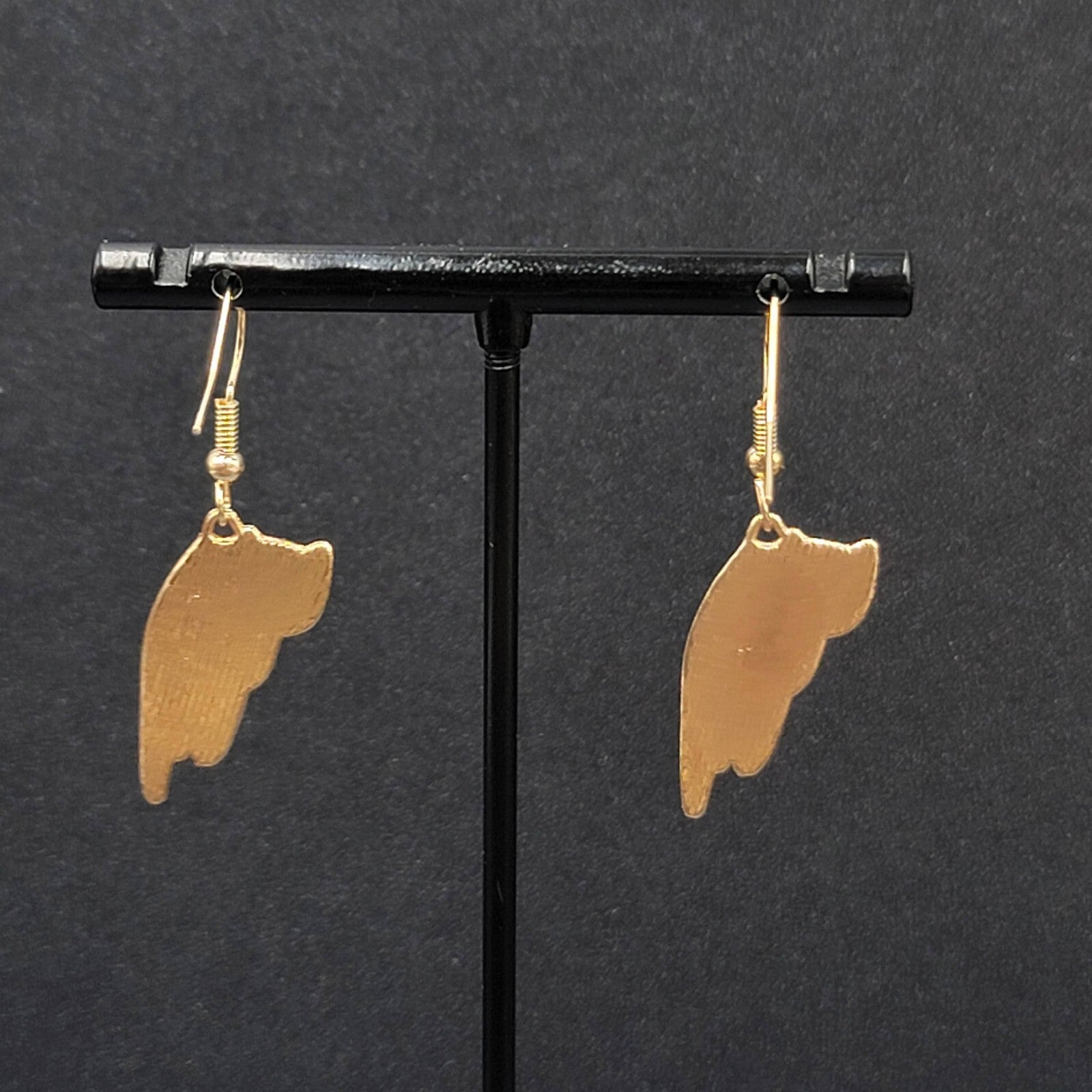 Pierced Earrings Gold tone White Enamel Kitty Cat Dangle 1"
