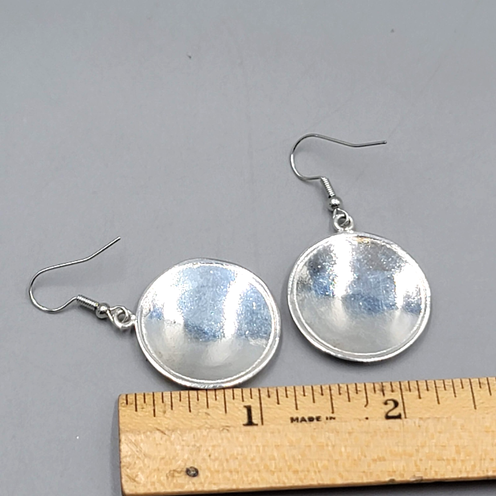 Mexico Mexican Motif Pierced Earrings Round Silver tone Dangle 1.25"
