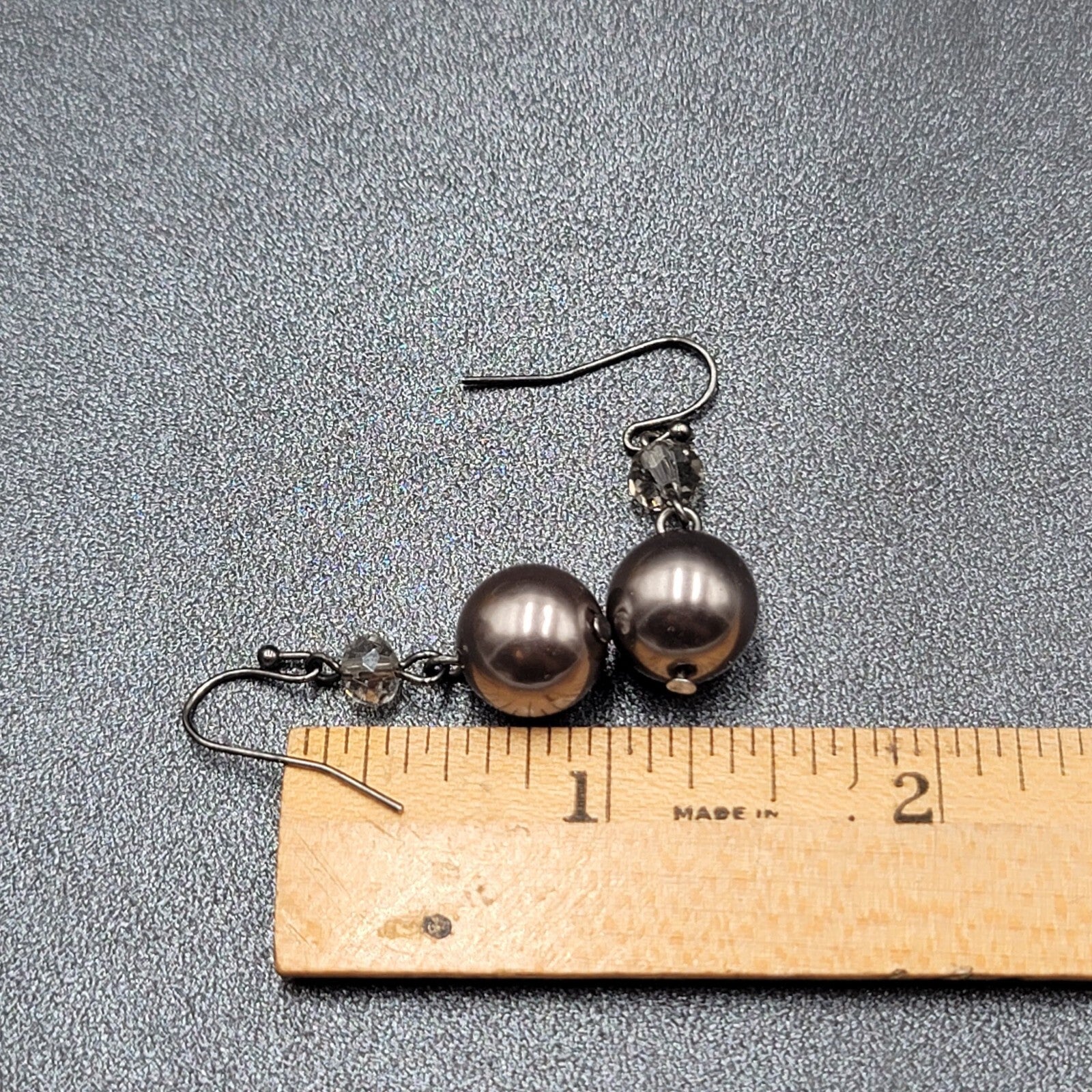 Pierced Earrings Silver tone Dark Gray Bead Dangle  1"