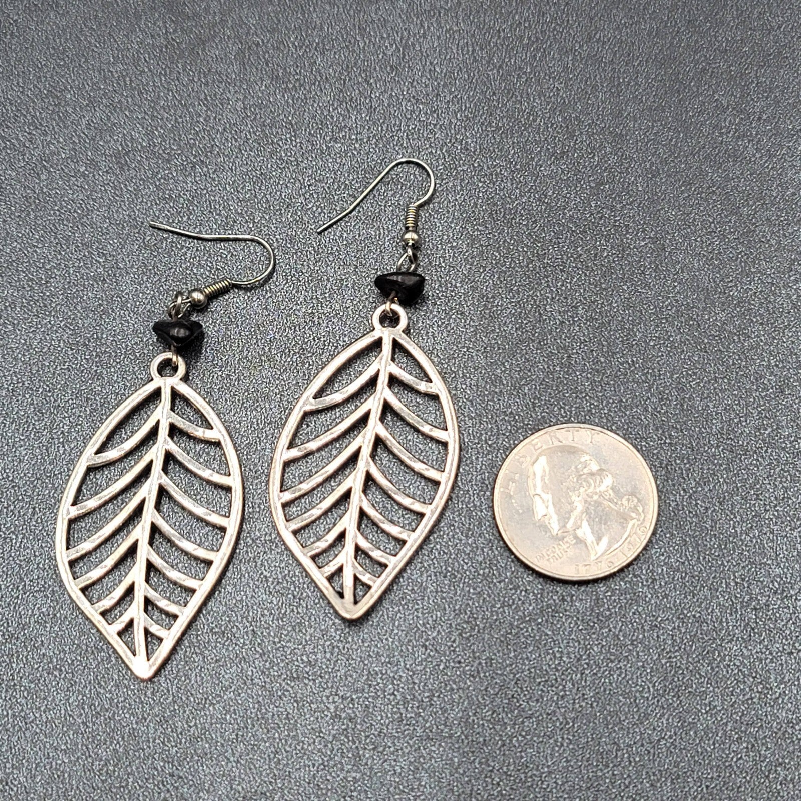 Pierced Earrings Open Work Leaf Black Stone Bead Dangle Long 2.25"