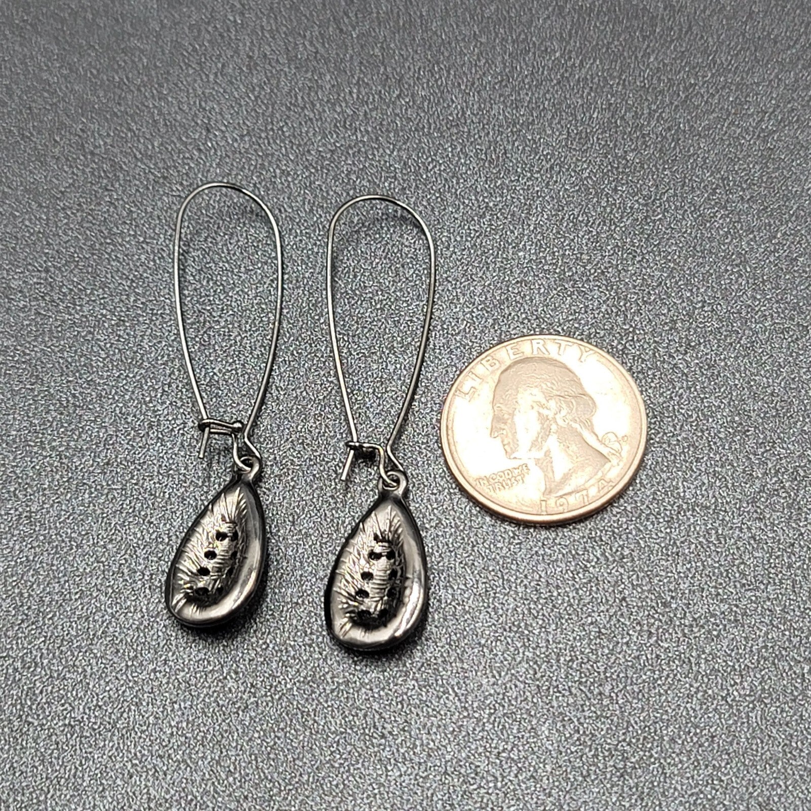 Pierced Earrings Gun Metal Gray Rhinestone Teardrop Sparkly! 2.25"