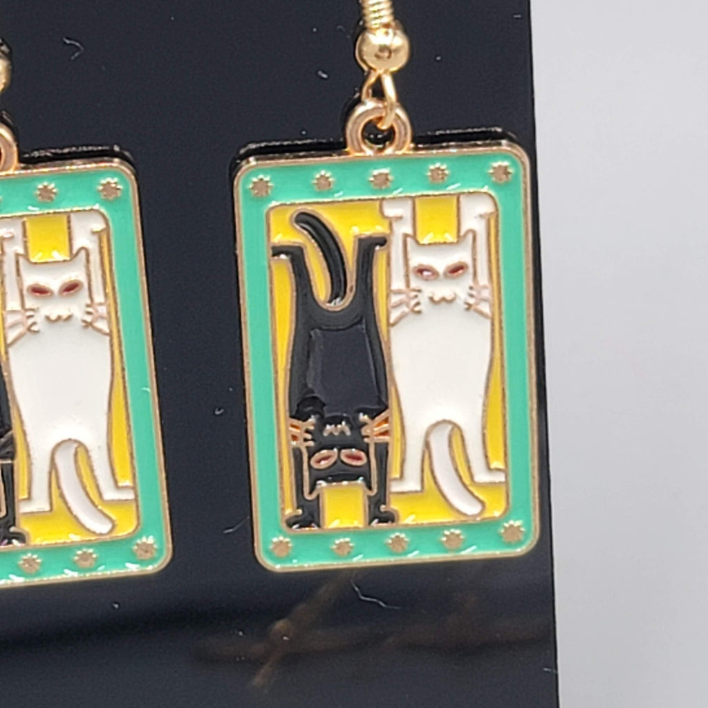 Kitty Cat in the Sun Enamel Pierced Earrings Gold tone Dangle 1 1/8"
