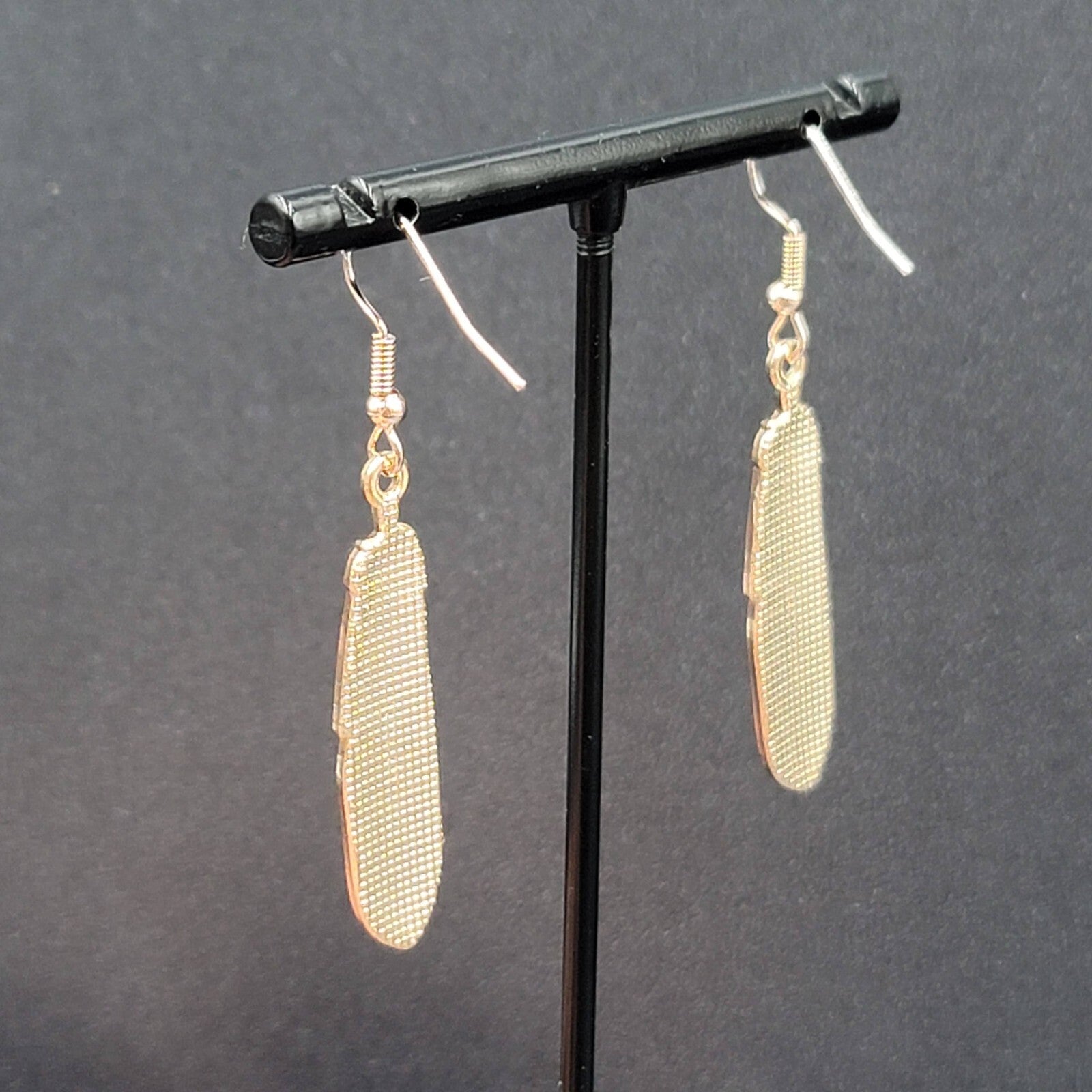 Metal Feather Pierced Earrings Red Black White Gold tone Dangle 1.5"