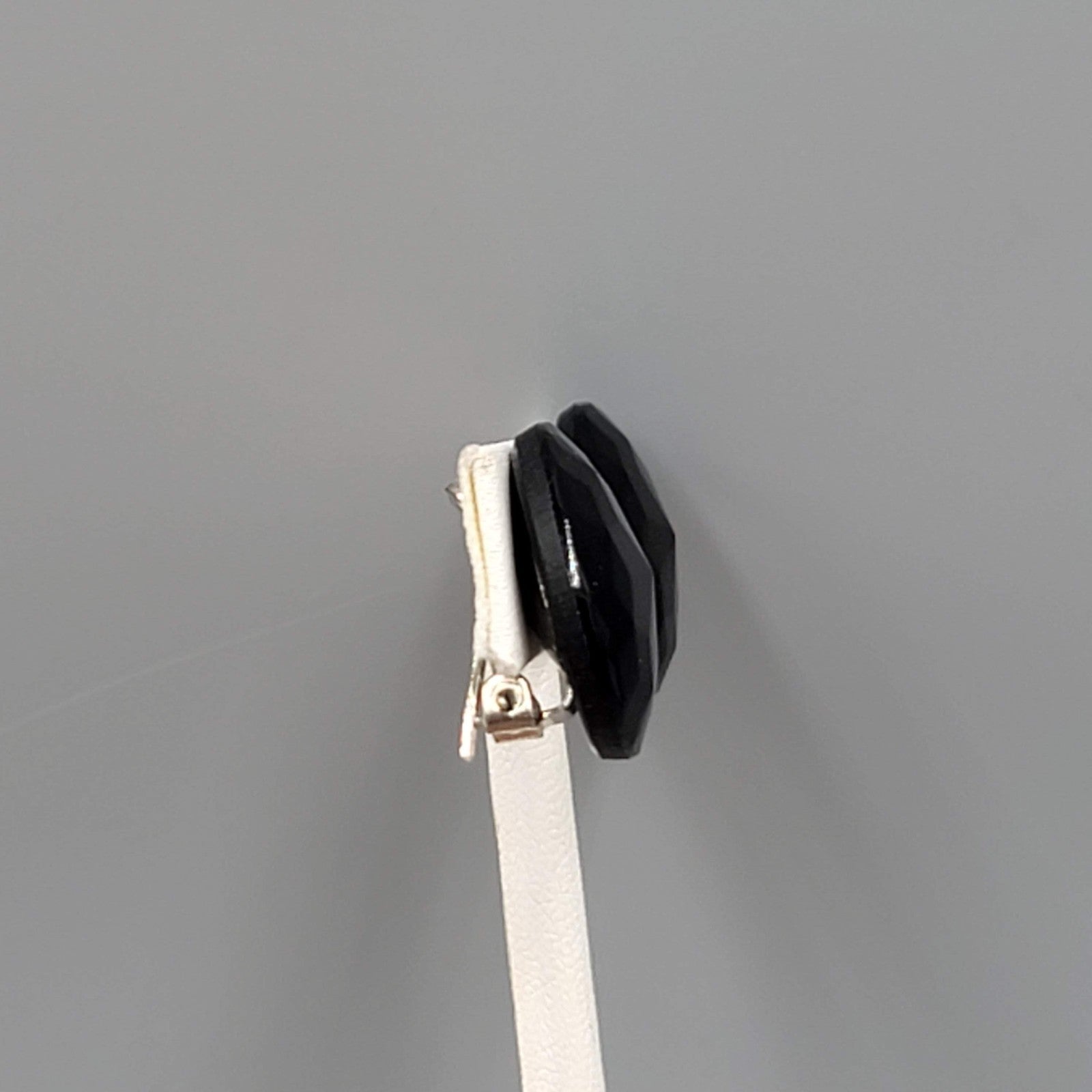 Vintage Faceted Black Glass Round Clip on Earrings 3/4"