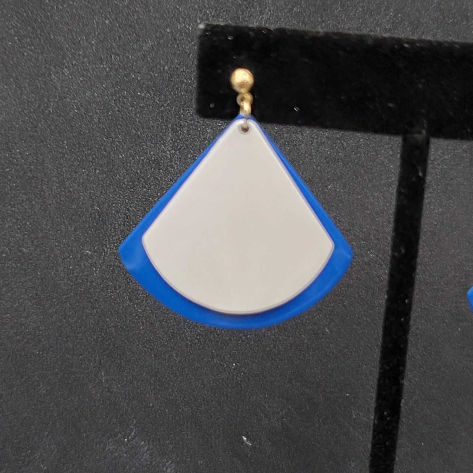 Vintage Pierced Earrings Blue White Enamel Triangle Dangle 1.5"