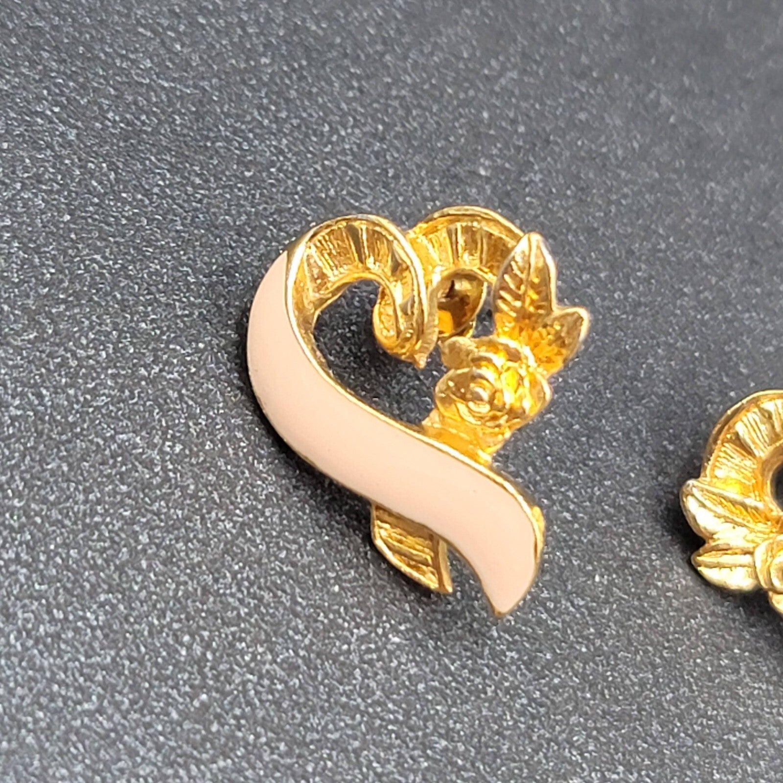 Vintage Avon Pierced Earrings Breast Cancer Awareness Ribbon Heart Pink Enamel
