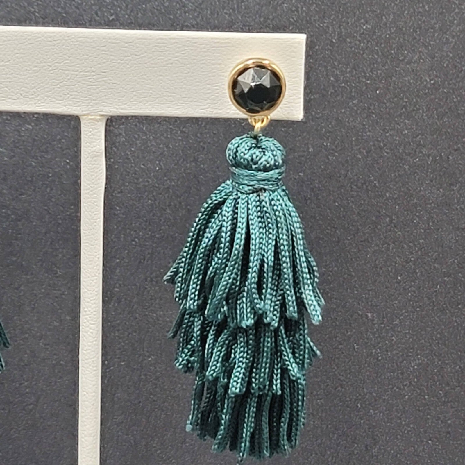 Pierced Earrings Gold tone Green Fringe Tassel Dangle 2.25"
