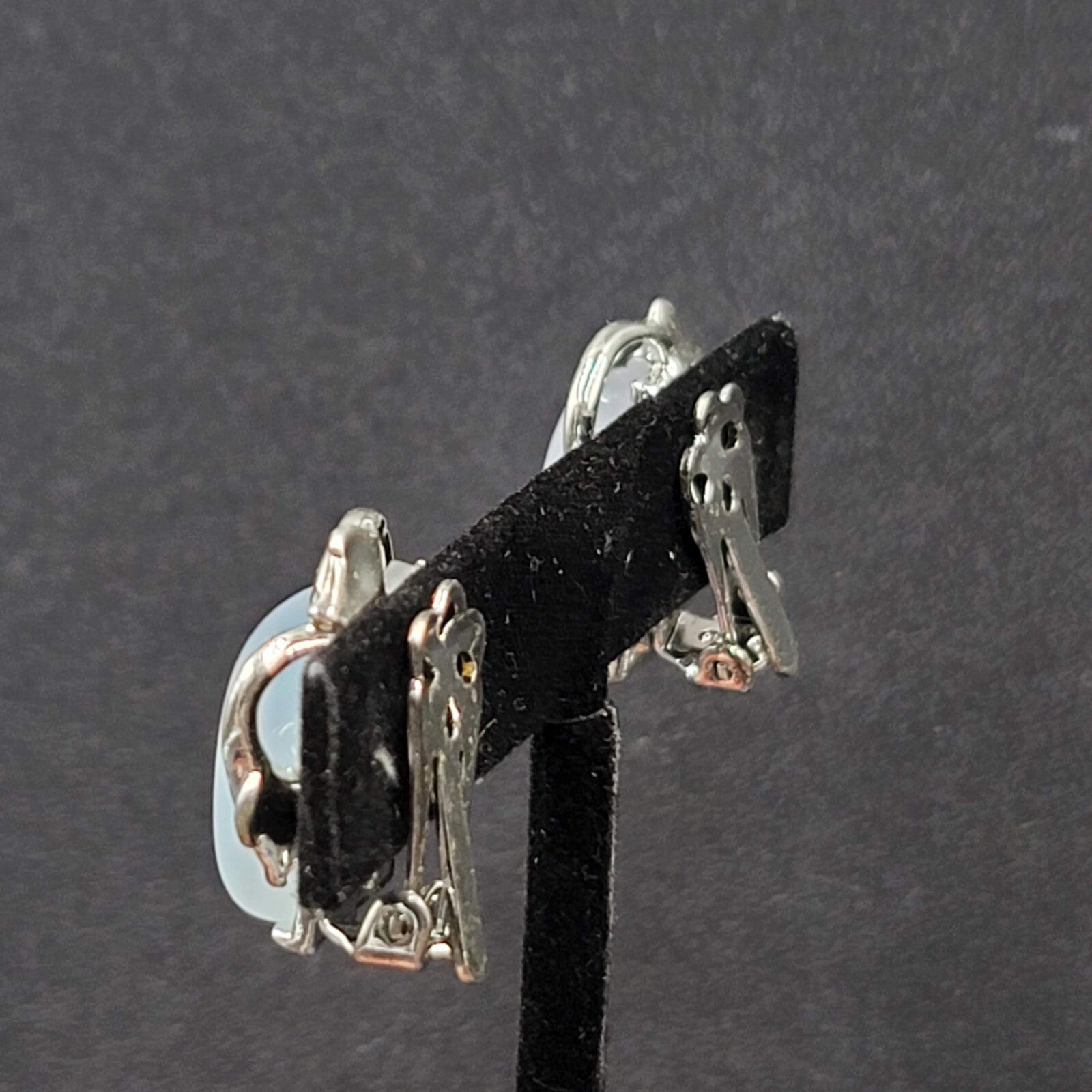 Vintage Clip on Earrings Silver tone Blue Lucite Thermoset Rectangle 7/8"