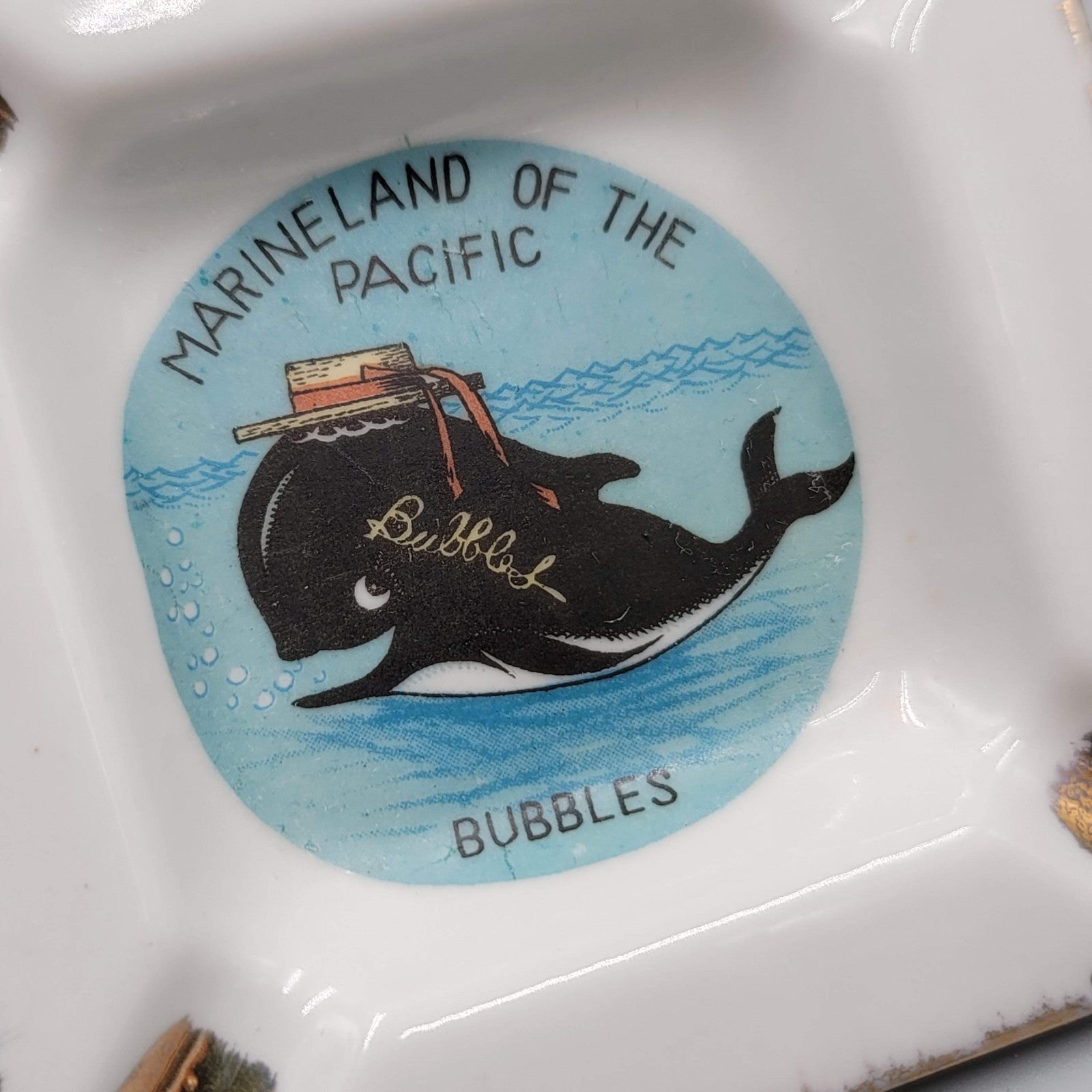 Vintage Marineland Ceramic Souvenir Ashtray Bubbles the Whale 3.5"