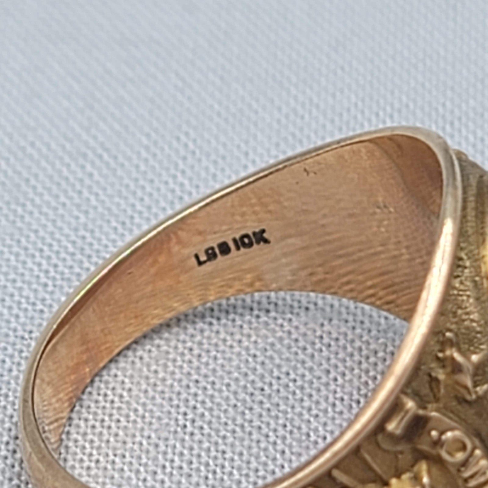 1958 Hale Center High School 10k Gold Class Ring Owls 9.5g L.G. Balfour Co