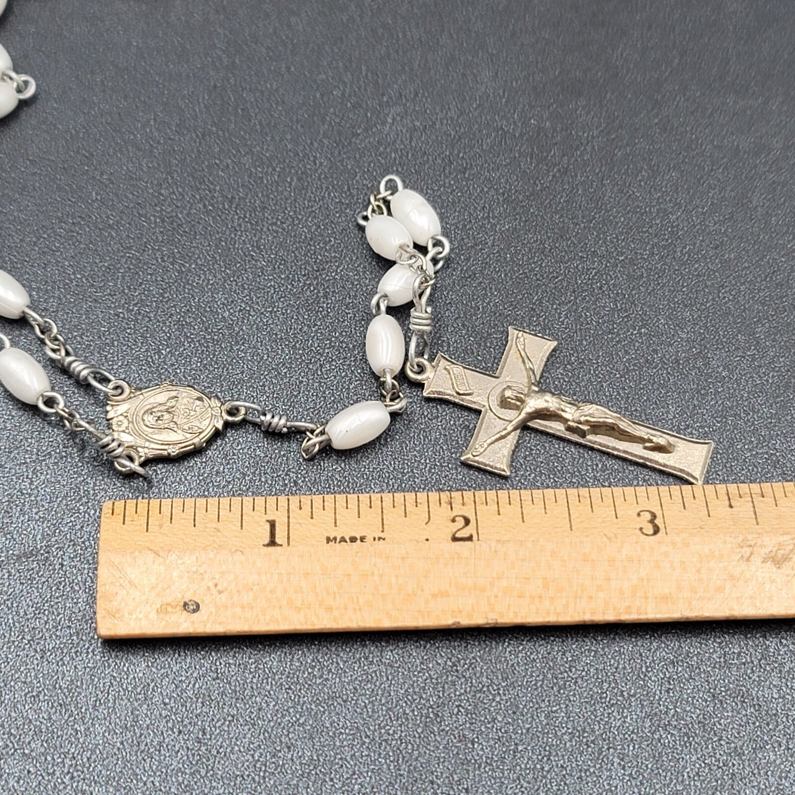 Vintage White Bead Catholic Rosary Crucifix Silver tone