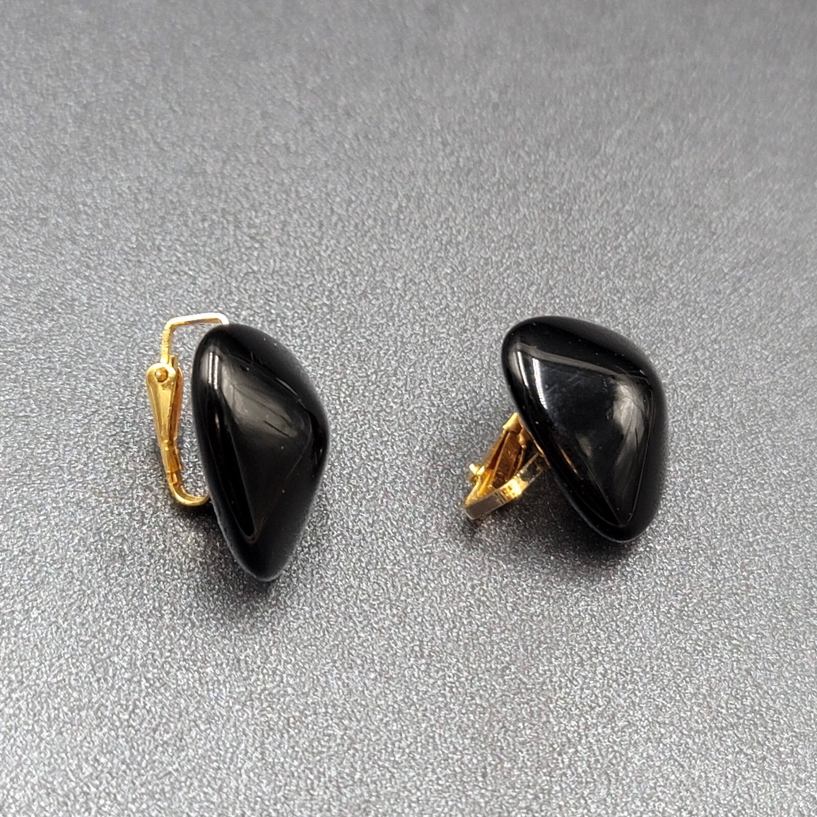 Vintage Clip on Earrings Black Glass Triangle 3/4"