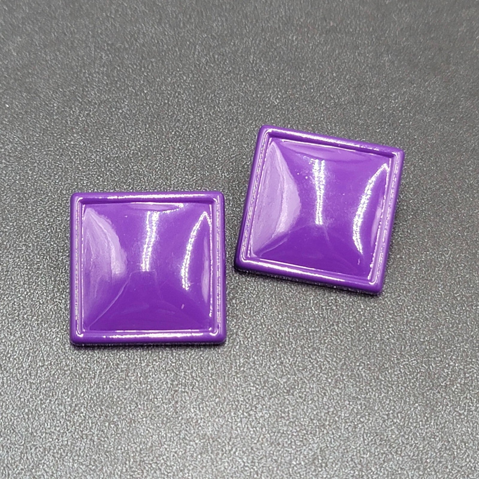 Vintage Pierced Earrings Purple Enamel Square 1"